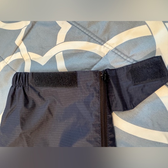 Windward Gear ”A Chapin Company”, Waterproof Breathable Windbreaker Pants! - Picture 5 of 12